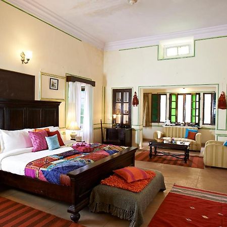 Club Mahindra Nawalgarh Hotel Luaran gambar